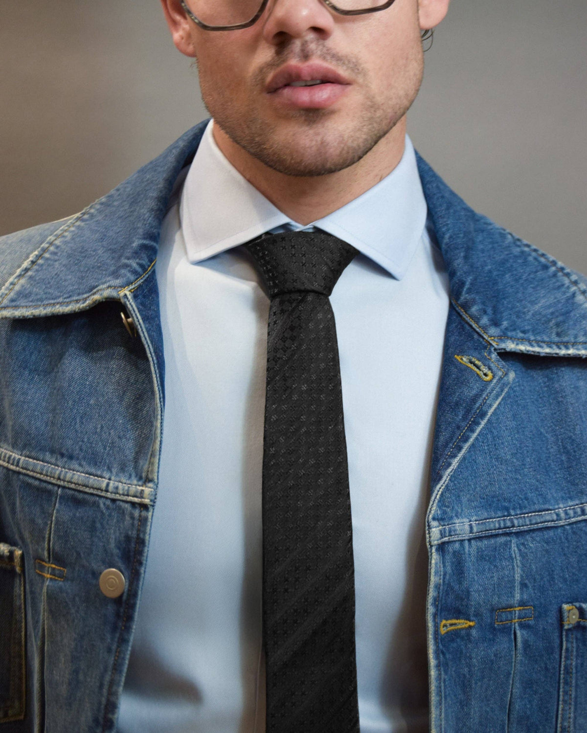 Subtle Cross Silk Jacquard Tie - Black