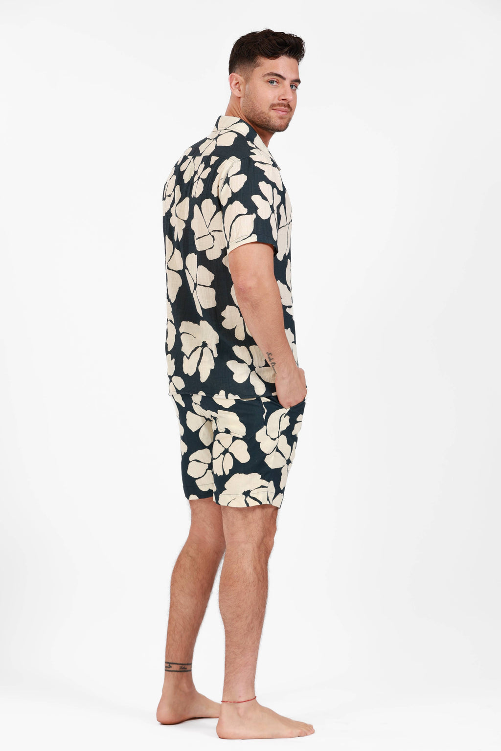 Lei Low Shirt